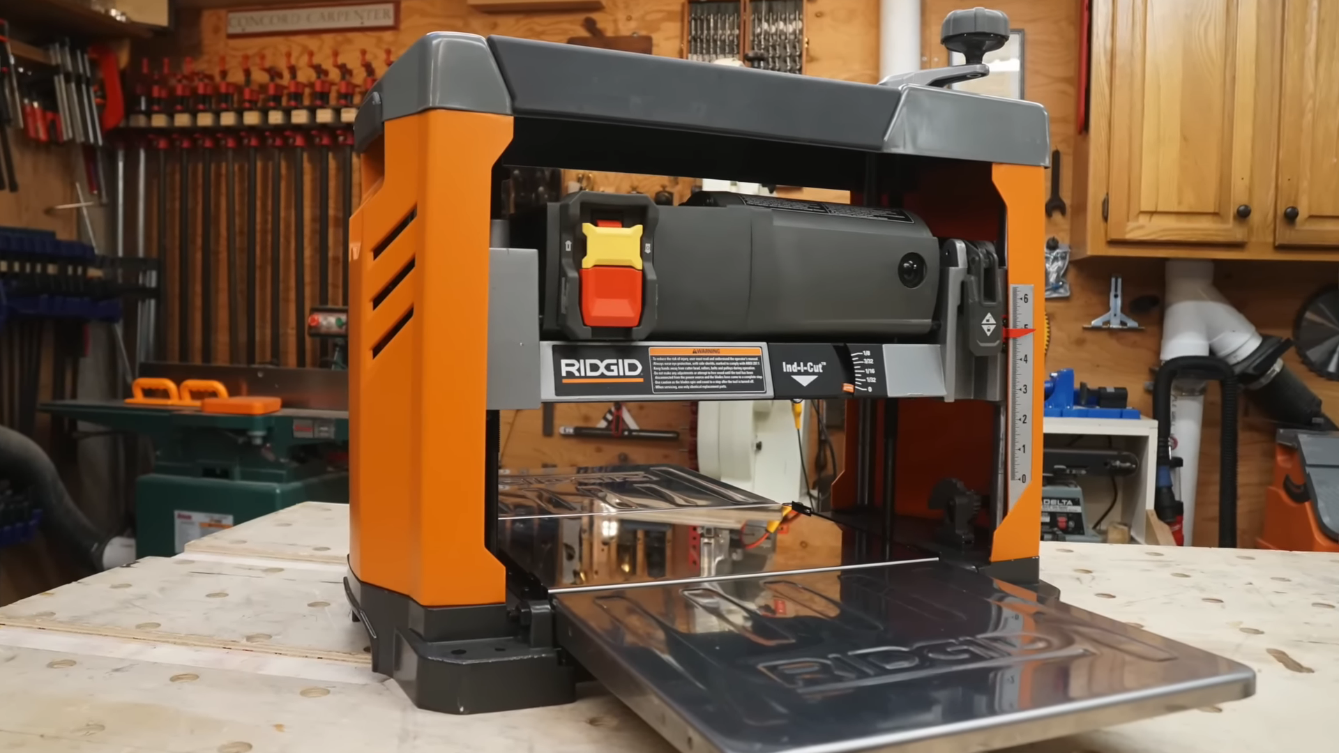 DeWalt DW735 vs Ridgid R4331 Planer [2023]