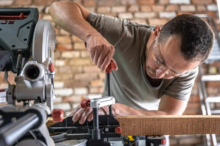 A Comprehensive Review of the RIDGID 6-1/8 in. Jointer/Planer 